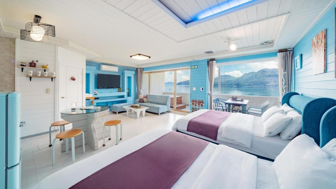 Arasol Pension Кодже Экстерьер фото