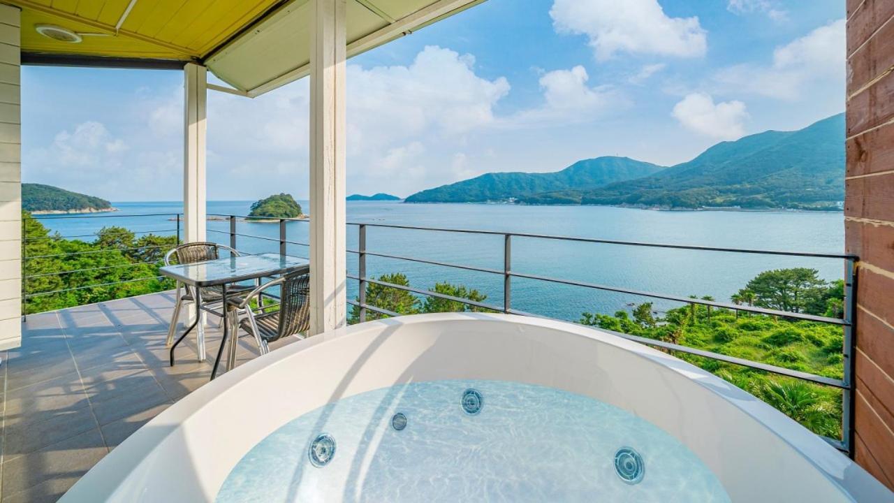 Arasol Pension Кодже Экстерьер фото